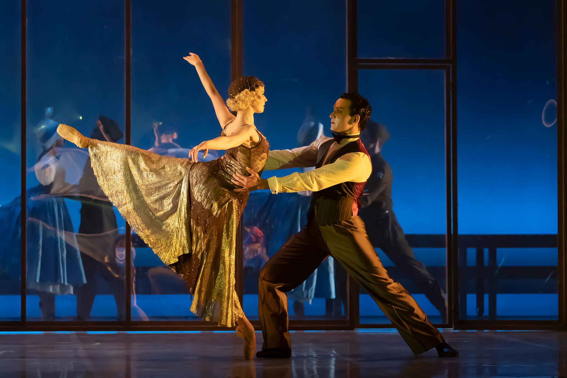 Dominique Larose and Javier Torres and Daisy and Jay in The Great Gatsby. Photo Emma Kauldhar.