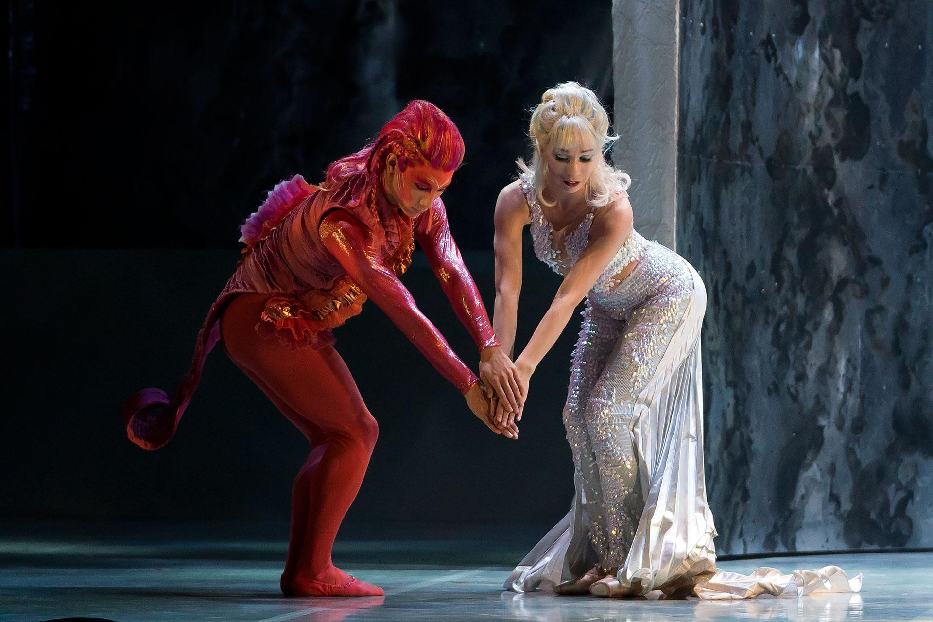 Dillion and Marilla play together as true friends